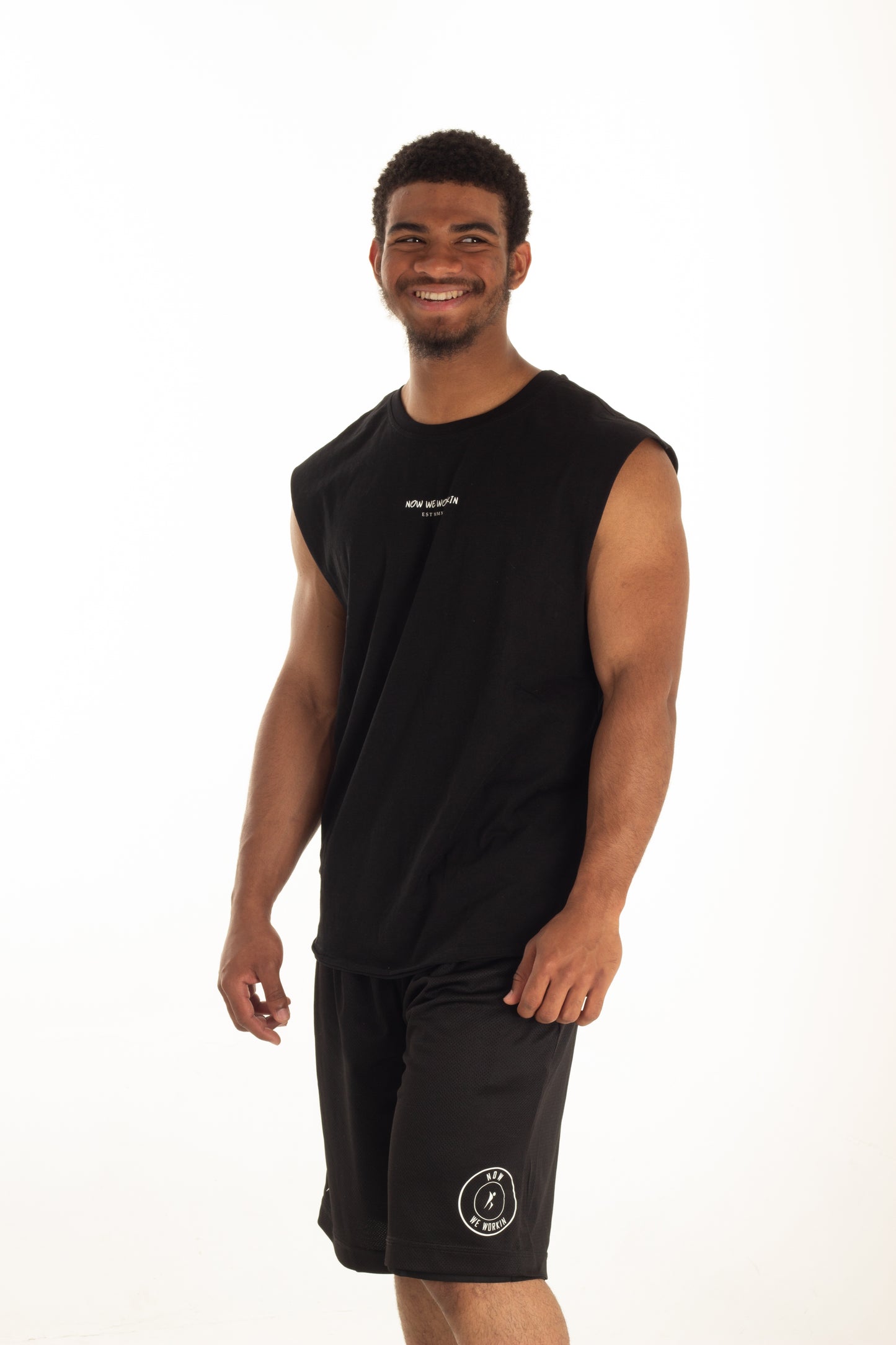 REST DAY ESSENTIALS SHORTS